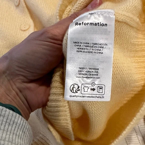 Reformation Clara Cashmere Crew Cardigan in Parmesan. Size Small. - Picture 5 of 7